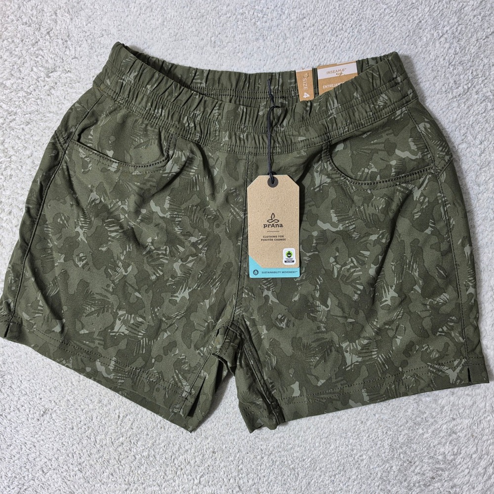 NEW Prana Halle E-Waist Short II Womens 4 28/5 Evergreen Camo Stretch $75